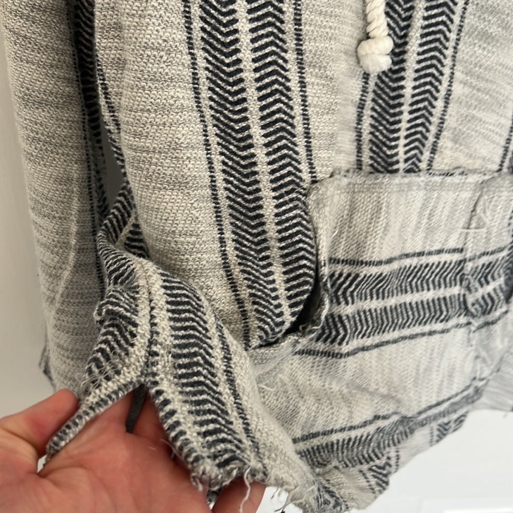 3/$15 SALE Ocean Drive Clothing Hooded Baja Poncho Dark & Light Gray Striped MED - Picture 4 of 8